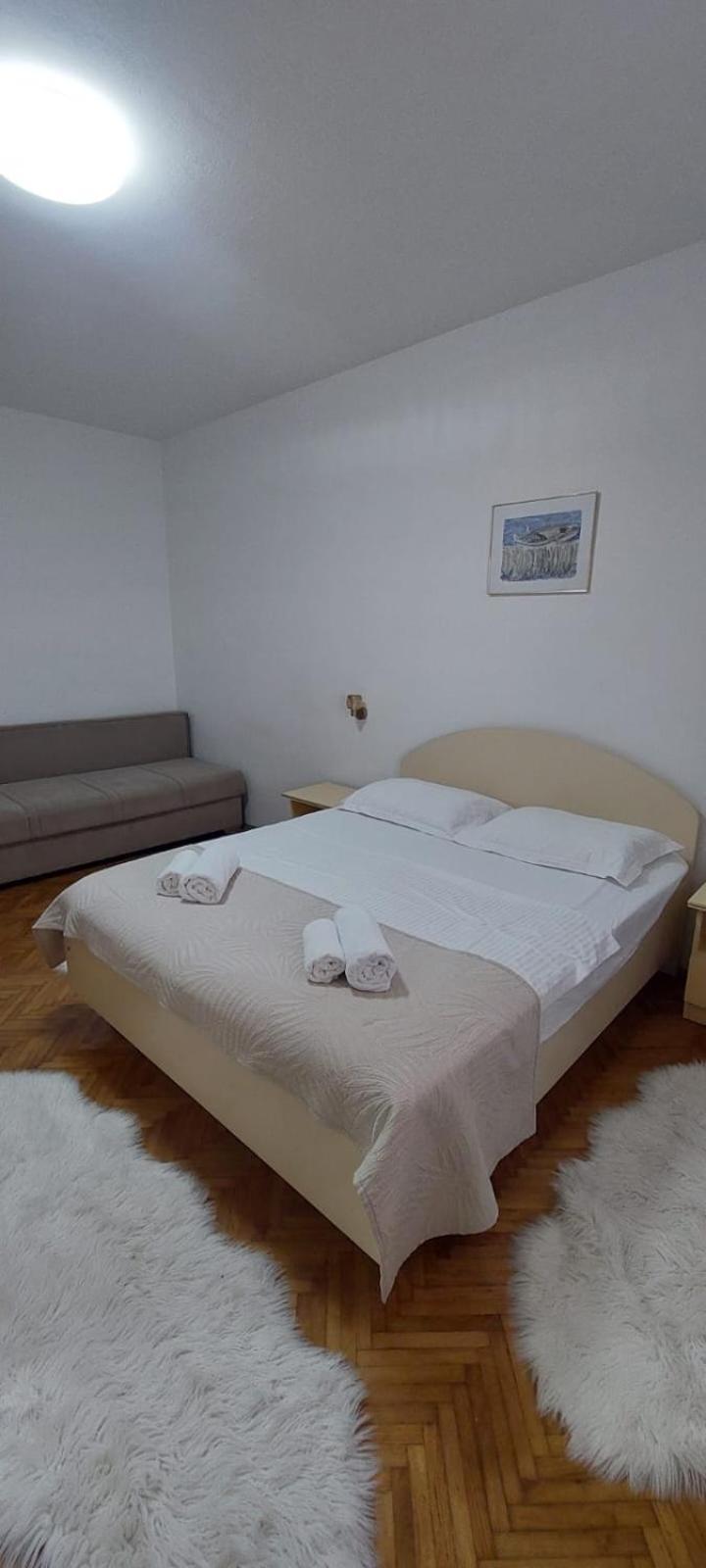 Apartment Toncica Omiš Exterior foto
