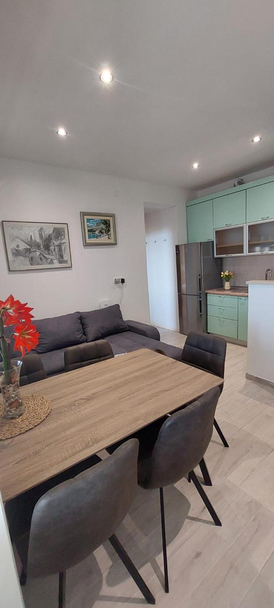 Apartment Toncica Omiš Exterior foto